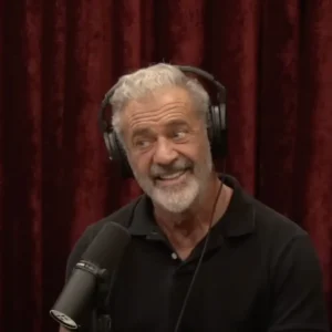 Mel Gibson discusses stem cell therapy on The Joe Rogan Experience